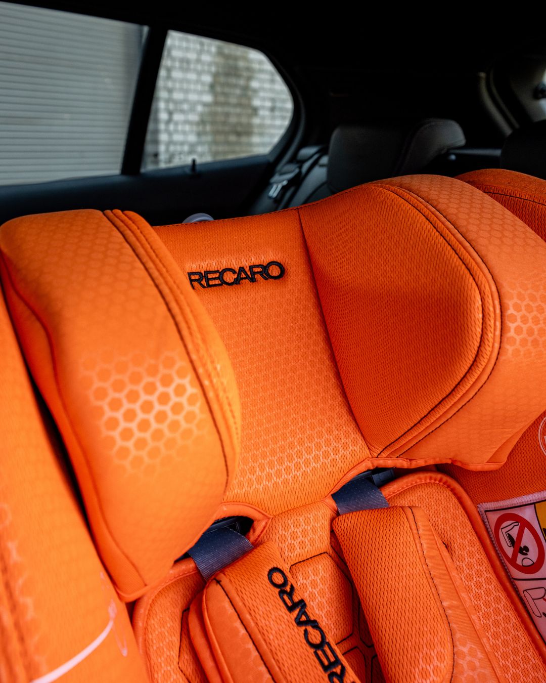 naslon-za-decija-auto-sedista-recaro